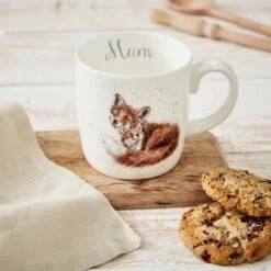 'Mum' Fox Large Mug -Home Furnishing Store wrendale mum fox mug mmqz4020 xd lifestyle 2